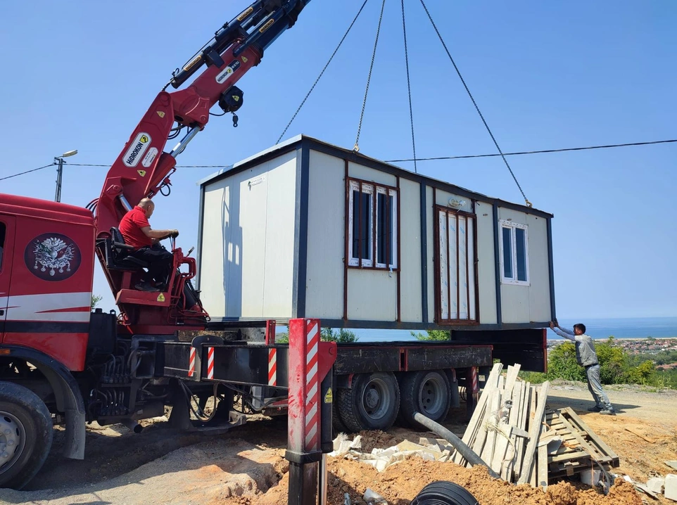 Ataşehir Günlük Vinç
